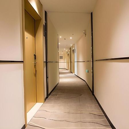 City Comfort Inn Qinzhou Port District Central Square Longmen  Εξωτερικό φωτογραφία