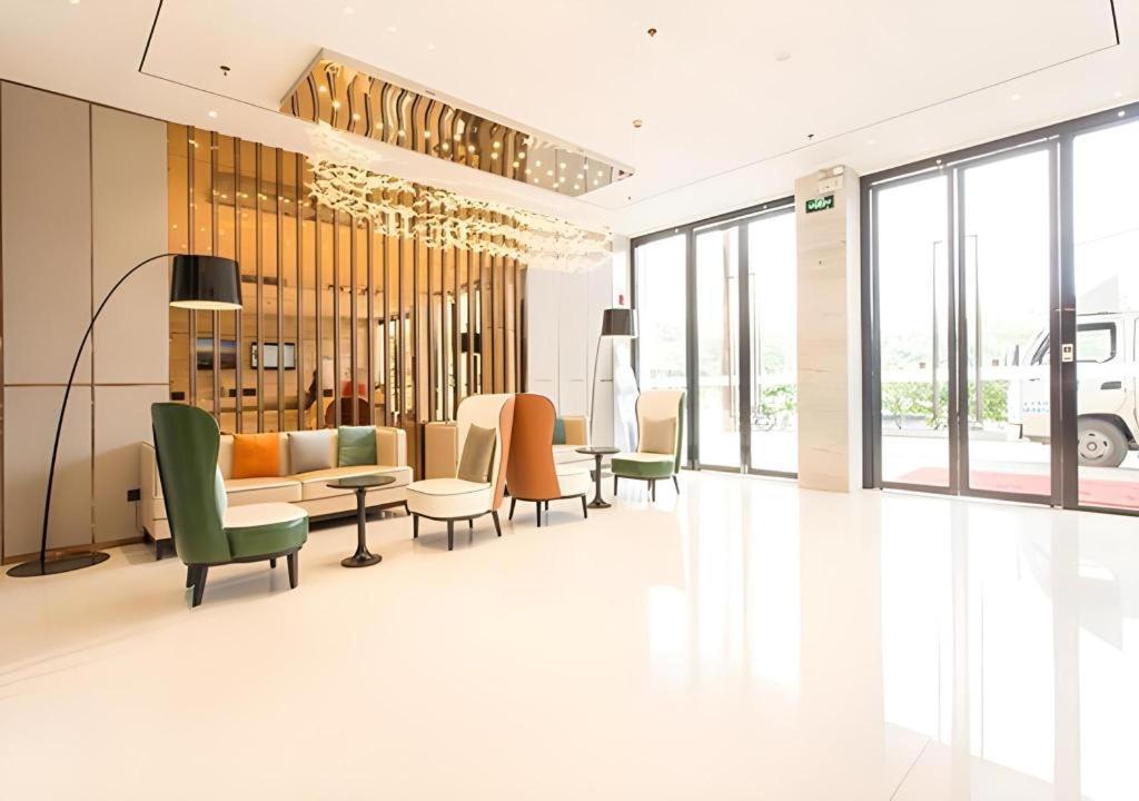 City Comfort Inn Qinzhou Port District Central Square Longmen  Εξωτερικό φωτογραφία